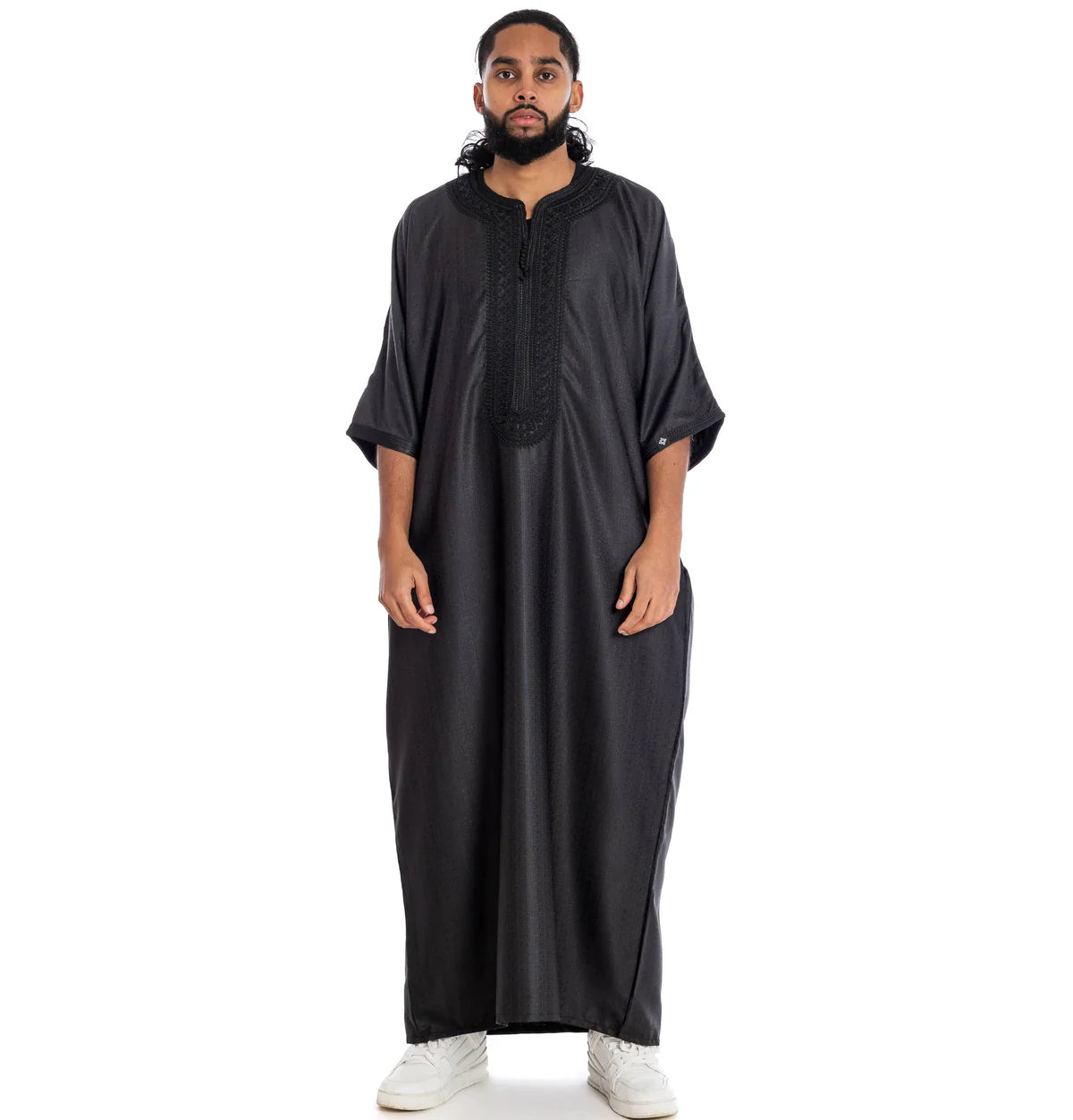 Essential Thobe Jubbah - Black & Black